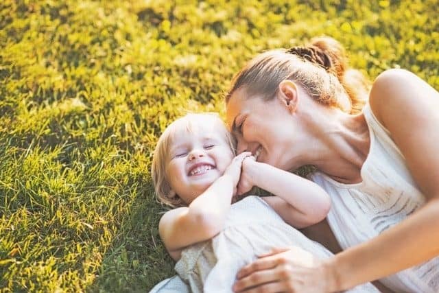 The 60 Most Downloaded Images in 2018 from Top Stock Photo Agencies Compared Happy Mother Baby Meadow